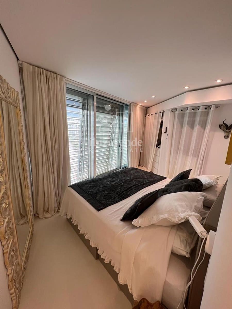 2 soverom Leilighet til salgs i Ibiza by med svømmebasseng - € 1 350 000 (Ref: 9041472)