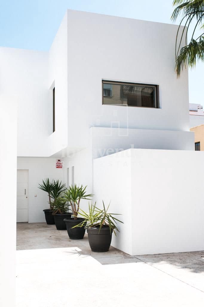 3 soverom Hus til salgs i Sant Agusti des Vedra med svømmebasseng - € 1 350 000 (Ref: 9041475)