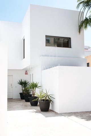 3 chambre Maison de Ville à vendre à Sant Agusti des Vedra, San Jose / Sant Josep de Sa Talaia avec piscine - 1 350 000 € (Ref: 9041475)