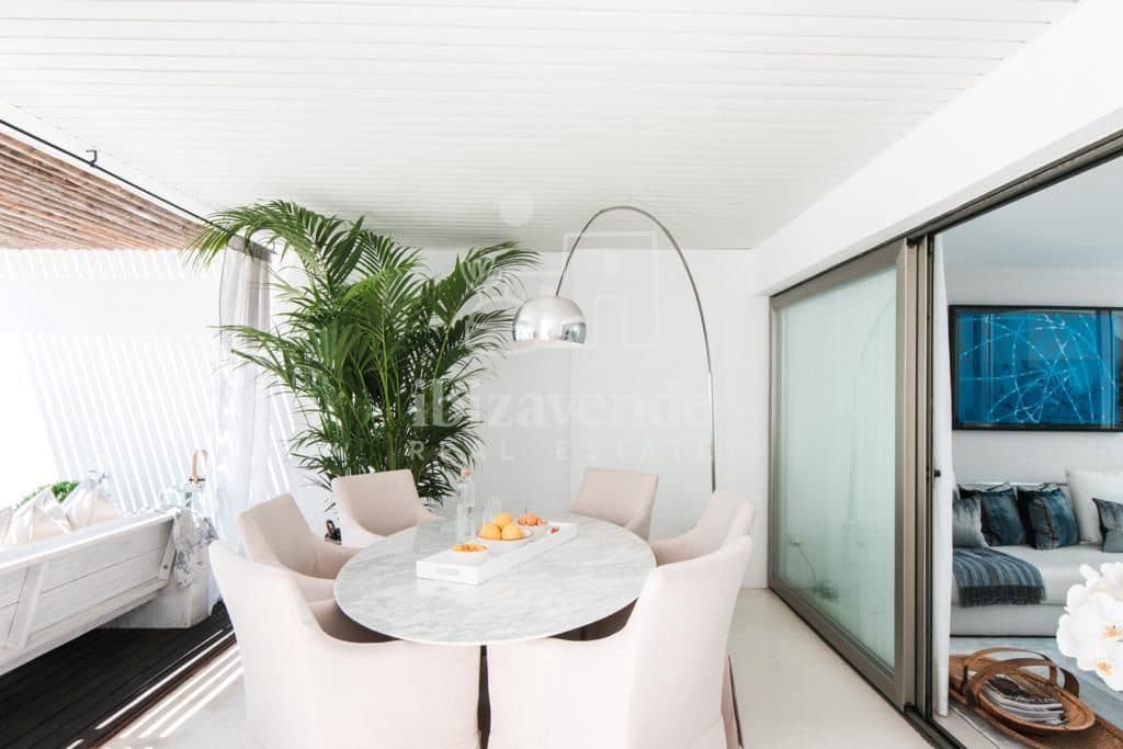 3 soverom Hus til salgs i Sant Agusti des Vedra med svømmebasseng - € 1 350 000 (Ref: 9041475)