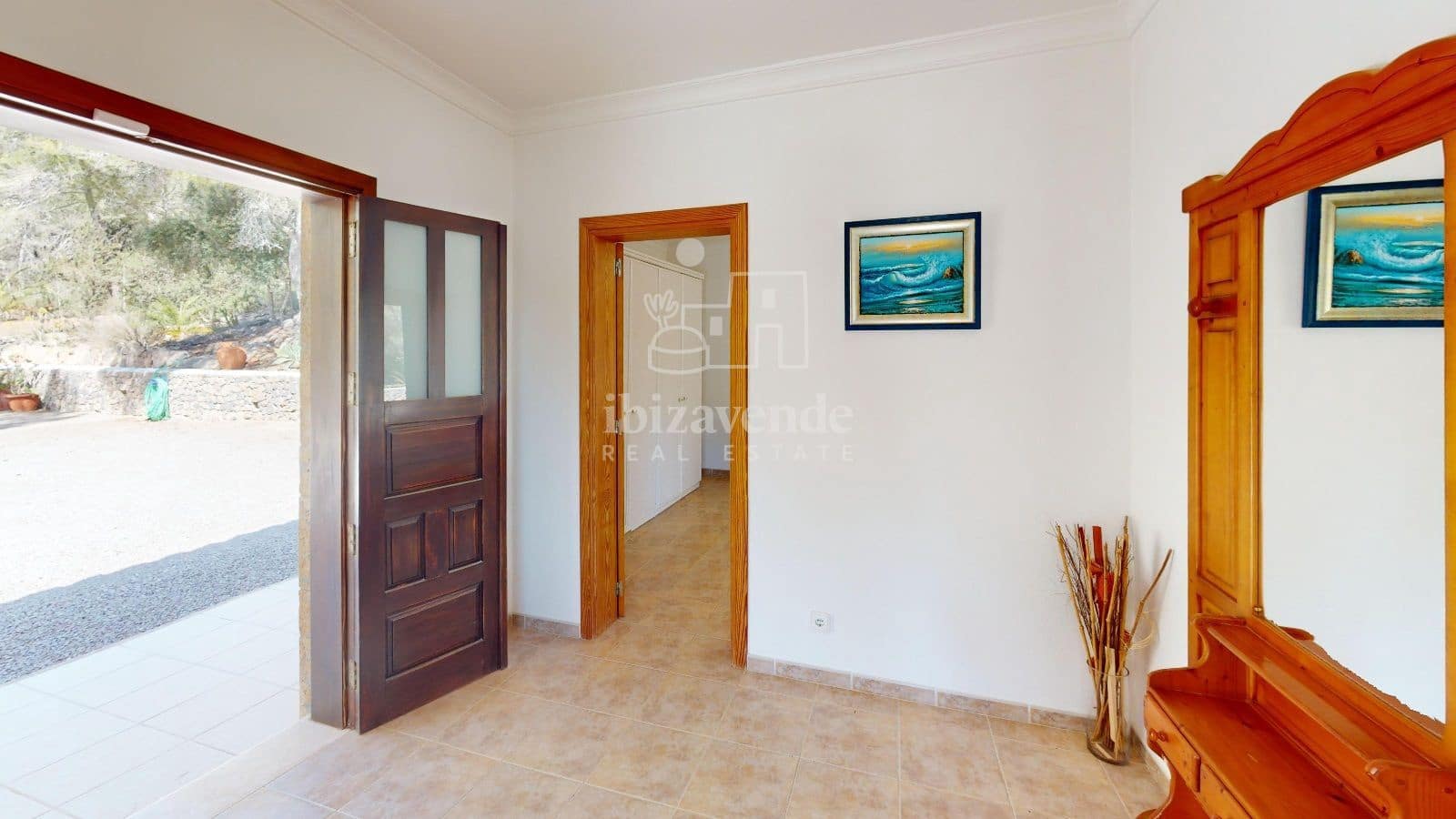 3 slaapkamer Villa te koop in Cala Jondal met zwembad - € 4.000.000 (Ref: 9041481)