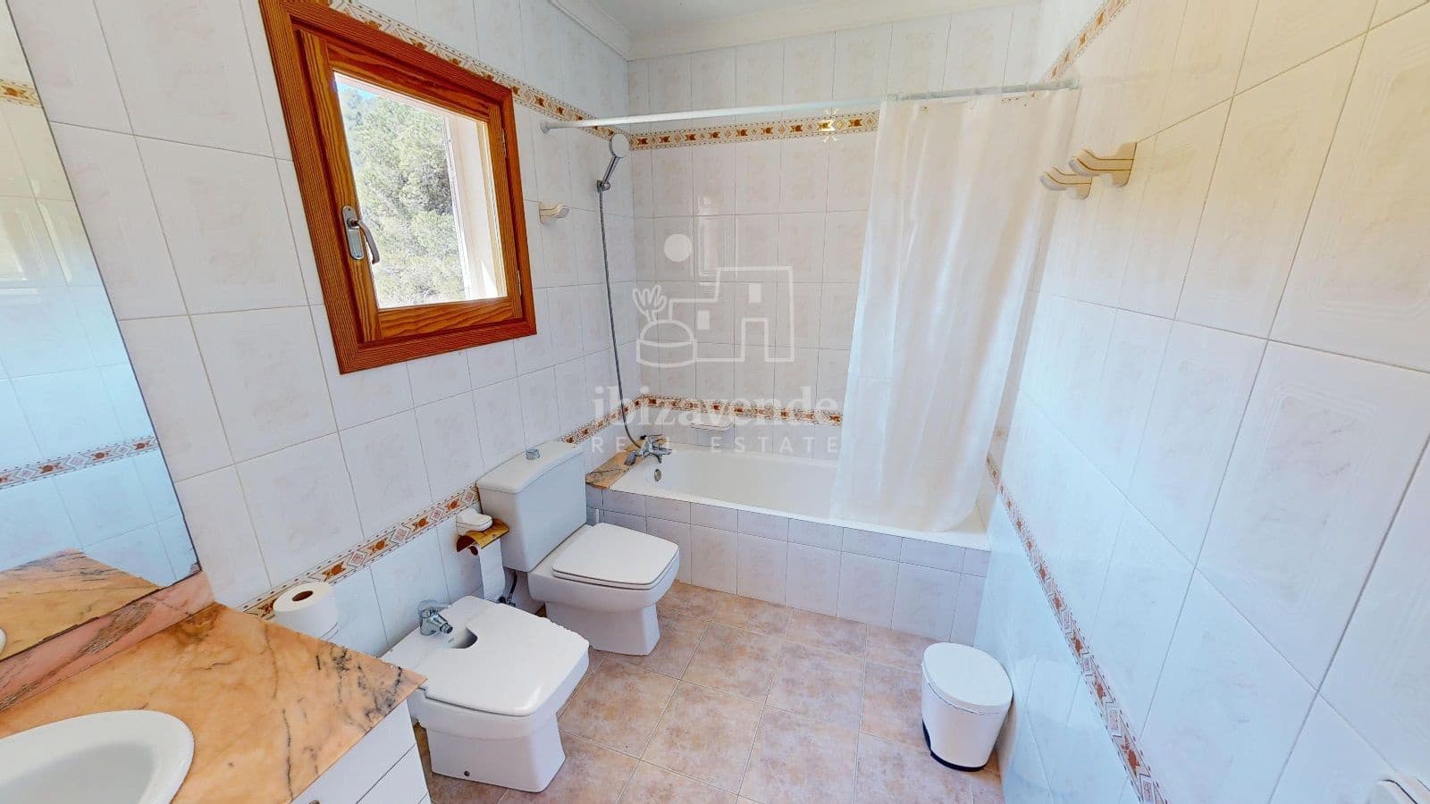 3 slaapkamer Villa te koop in Cala Jondal met zwembad - € 4.000.000 (Ref: 9041481)