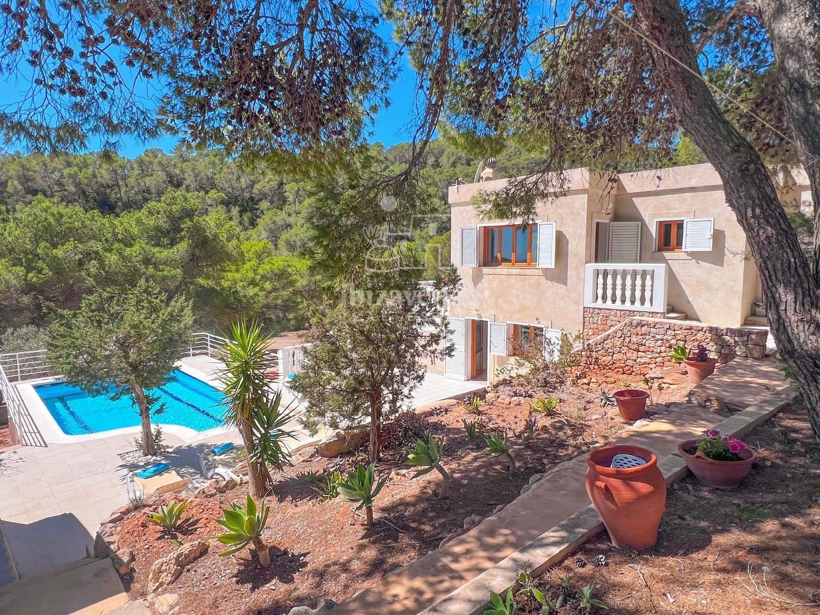 3 slaapkamer Villa te koop in Cala Jondal met zwembad - € 4.000.000 (Ref: 9041481)