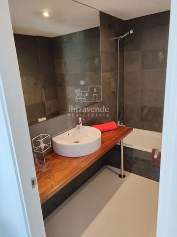 3 bedroom Flat for rent in Ibiza / Eivissa town with pool - € 6,500 (Ref: 9041488)