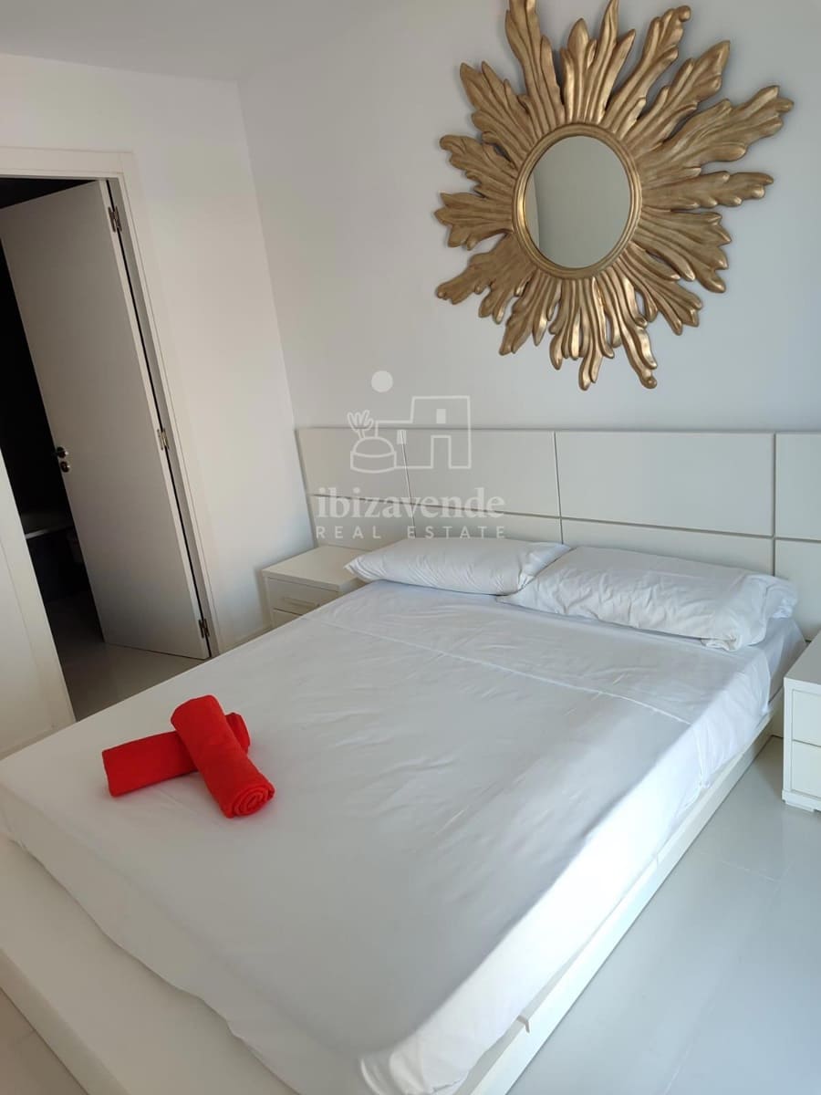 3 bedroom Flat for rent in Ibiza / Eivissa town with pool - € 6,500 (Ref: 9041488)