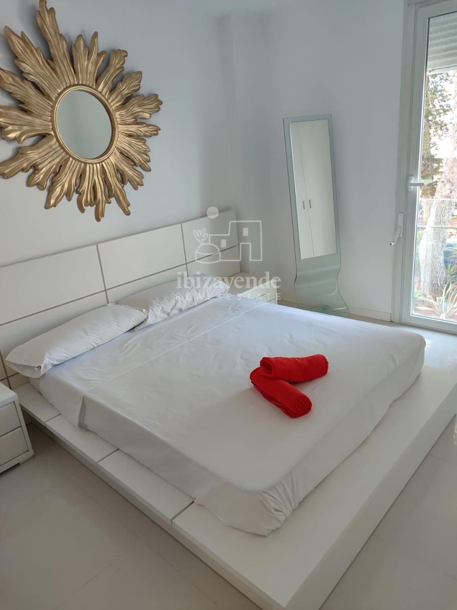 3 bedroom Flat for rent in Ibiza / Eivissa town with pool - € 6,500 (Ref: 9041488)