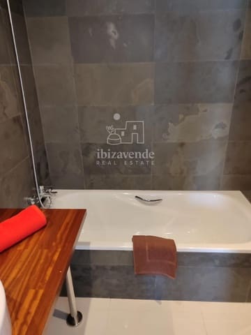 3 bedroom Flat for rent in Ibiza / Eivissa town with pool - € 6,500 (Ref: 9041488)