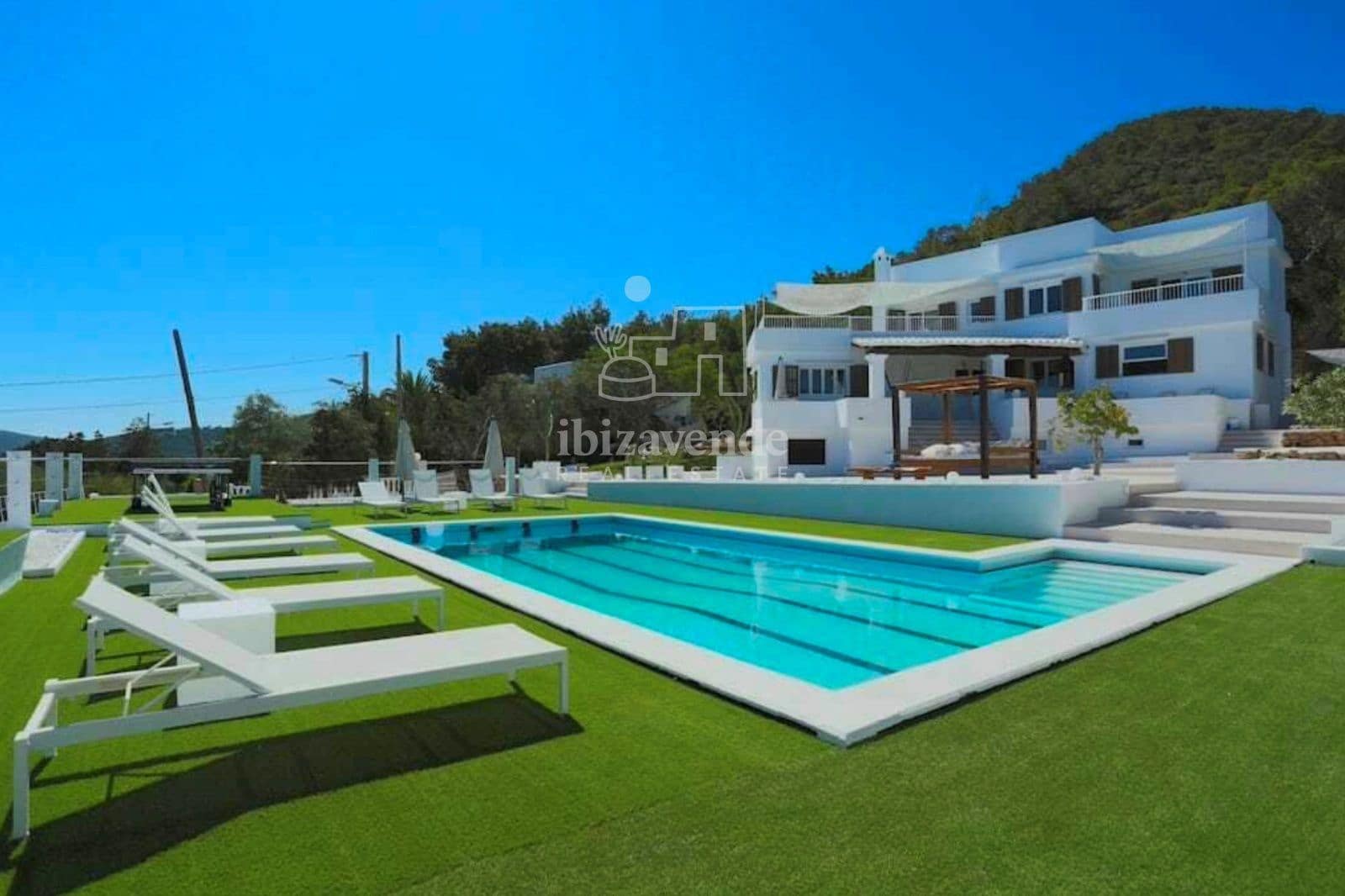 6 slaapkamer Villa te koop in Sant Jordi de Ses Salines met garage - € 3.600.000 (Ref: 9041495)