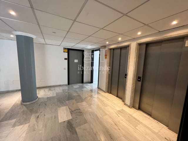 Office for rent in Ibiza / Eivissa town - € 930 (Ref: 9041498)