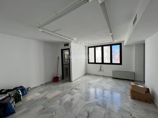 Office for rent in Ibiza / Eivissa town - € 930 (Ref: 9041498)