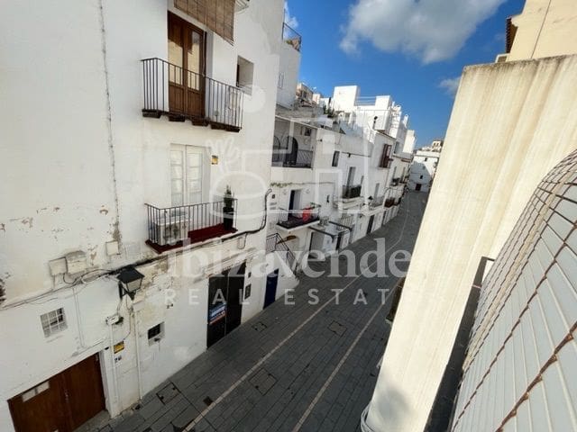 1 quarto Apartamento para arrendar em Ibiza / Eivissa cidade - 3 000 € (Ref: 9041500)