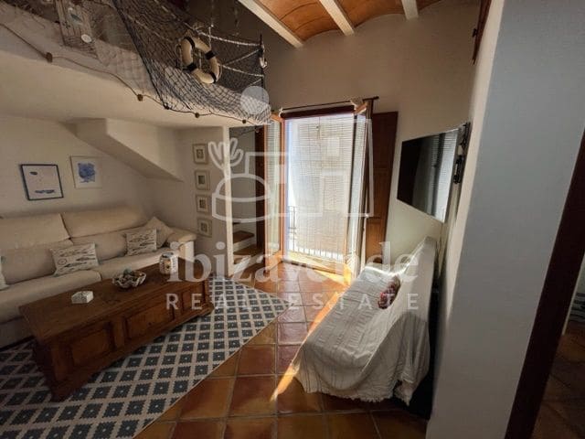 1 quarto Apartamento para arrendar em Ibiza / Eivissa cidade - 3 000 € (Ref: 9041500)
