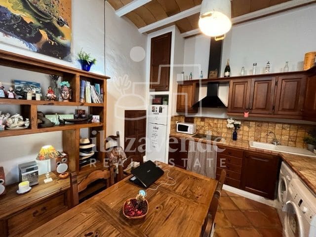 1 quarto Apartamento para arrendar em Ibiza / Eivissa cidade - 3 000 € (Ref: 9041500)