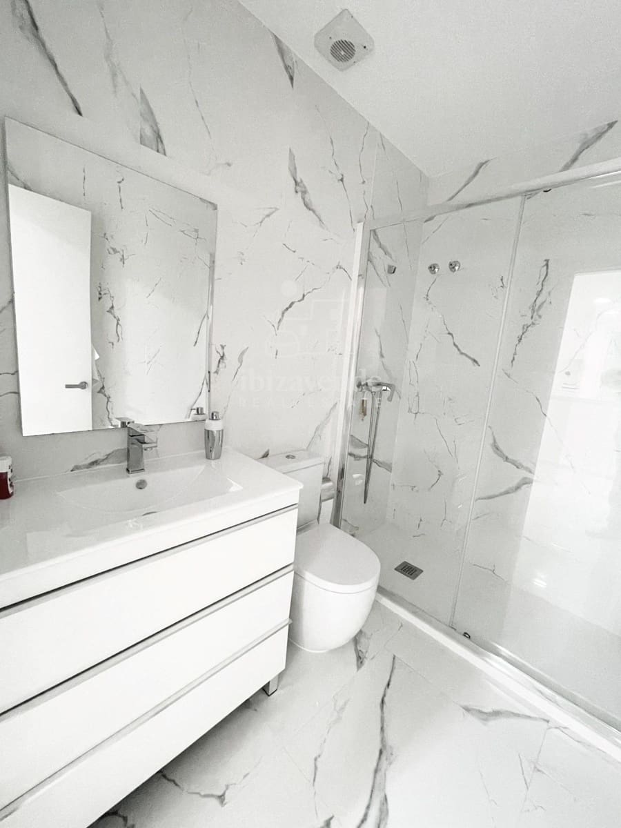 4 soverom Leilighet til salgs i Ibiza by med svømmebasseng garasje - € 1 500 000 (Ref: 9041510)