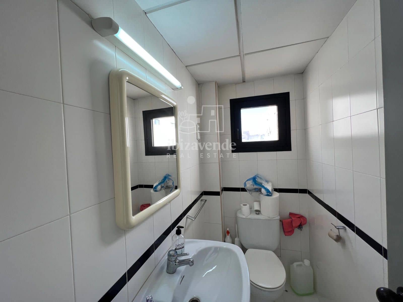 Kontor til leje i Ibiza by - € 1.200 (Ref: 9041511)