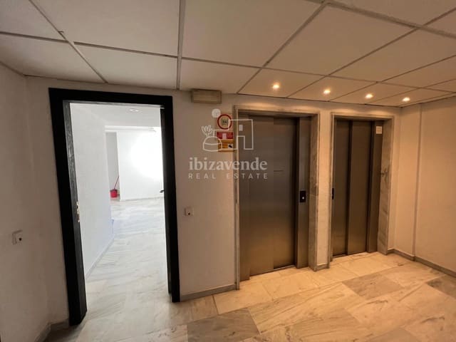 Office for rent in Ibiza / Eivissa town - € 1,200 (Ref: 9041511)