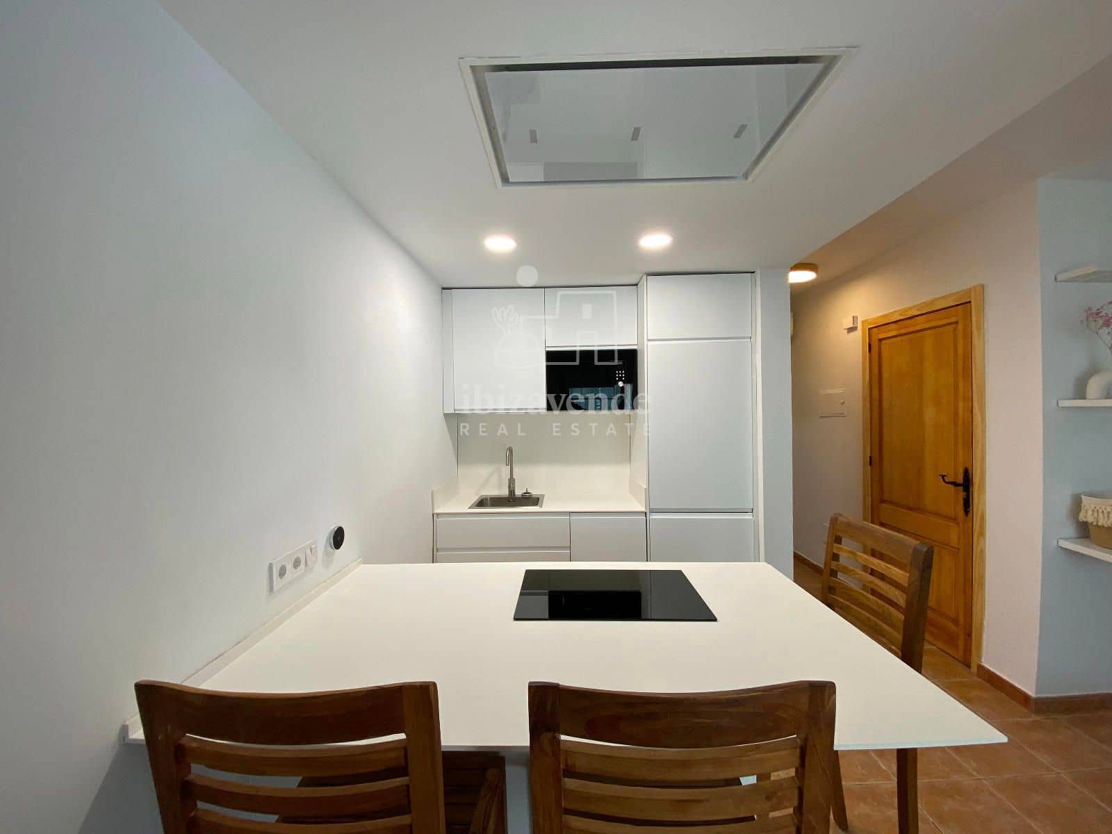 Piso de 2 habitaciones en Port des Torrent en alquiler - 4.000 € (Ref: 9041513)