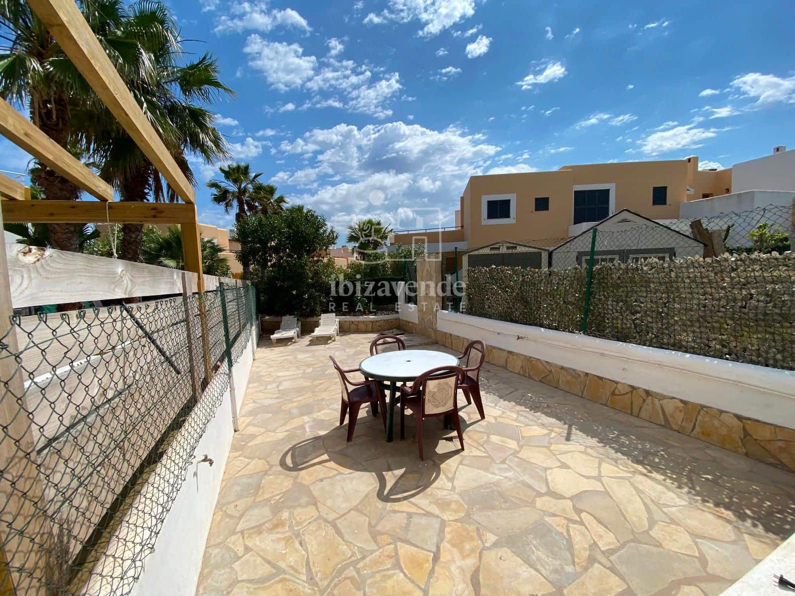 Piso de 2 habitaciones en Port des Torrent en alquiler - 4.000 € (Ref: 9041513)