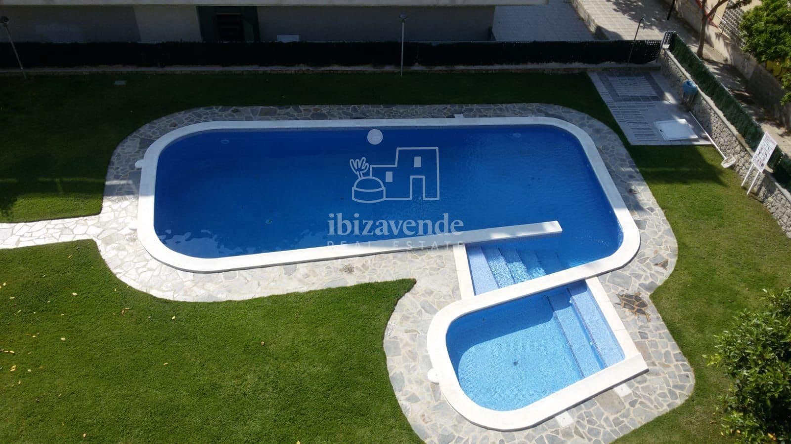 3 sovrum Lägenhet att hyra i Ibiza stad med pool garage - 2 000 € (Ref: 9041516)