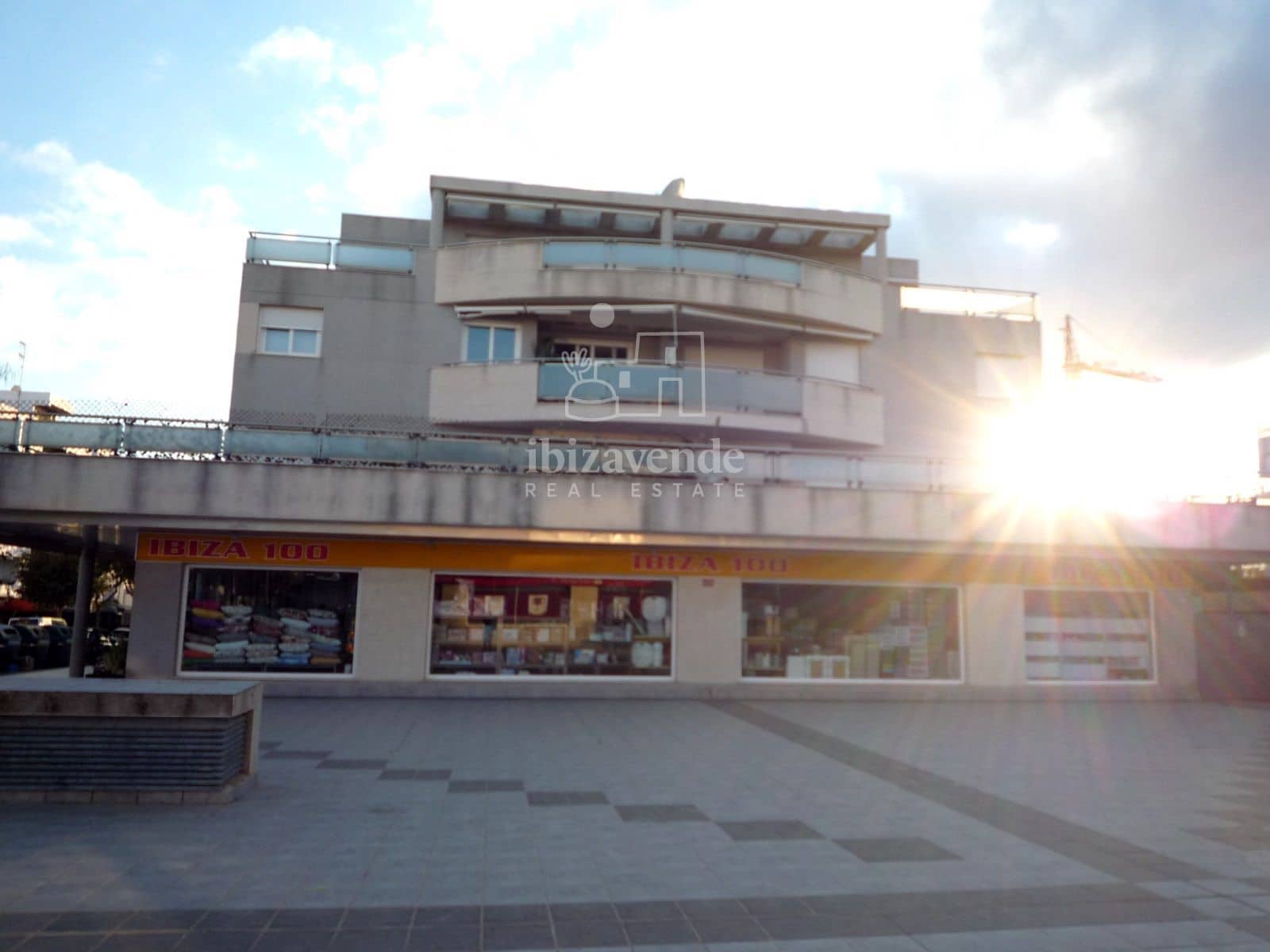3 sovrum Lägenhet att hyra i Ibiza stad med pool garage - 2 000 € (Ref: 9041516)