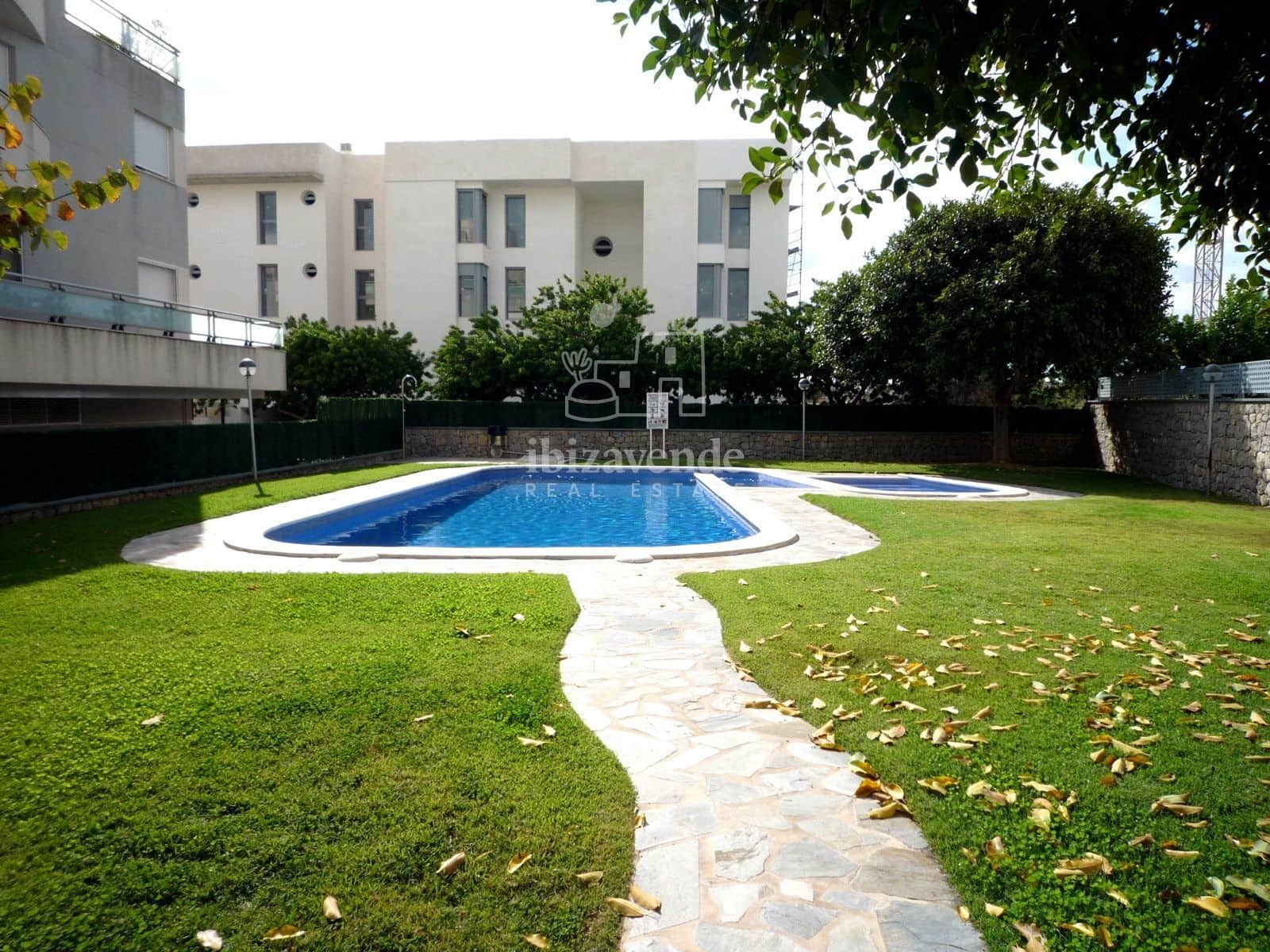 3 sovrum Lägenhet att hyra i Ibiza stad med pool garage - 2 000 € (Ref: 9041516)