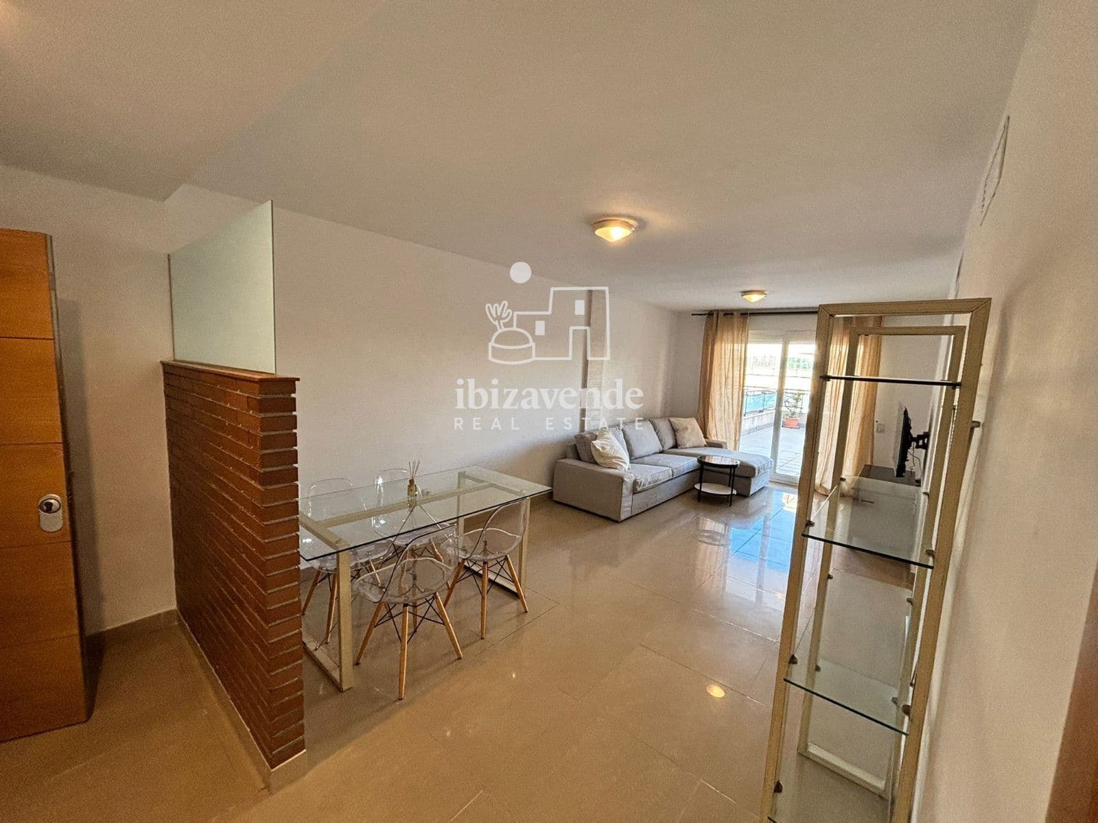 3 sovrum Lägenhet att hyra i Ibiza stad med pool garage - 2 000 € (Ref: 9041516)