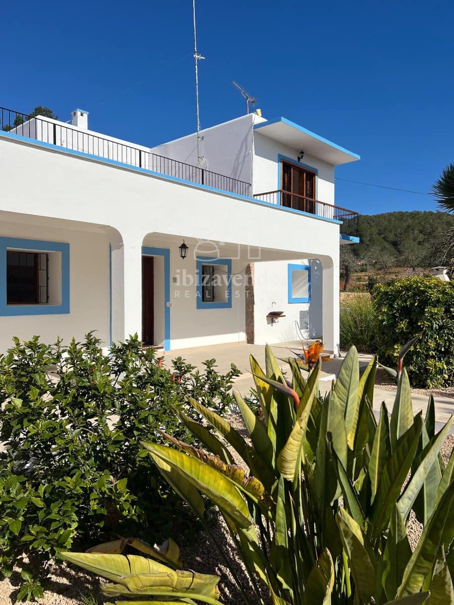 3 soveværelse Villa til leje i Santa Eulalia / Santa Eularia med garage - € 2.700 (Ref: 9041519)