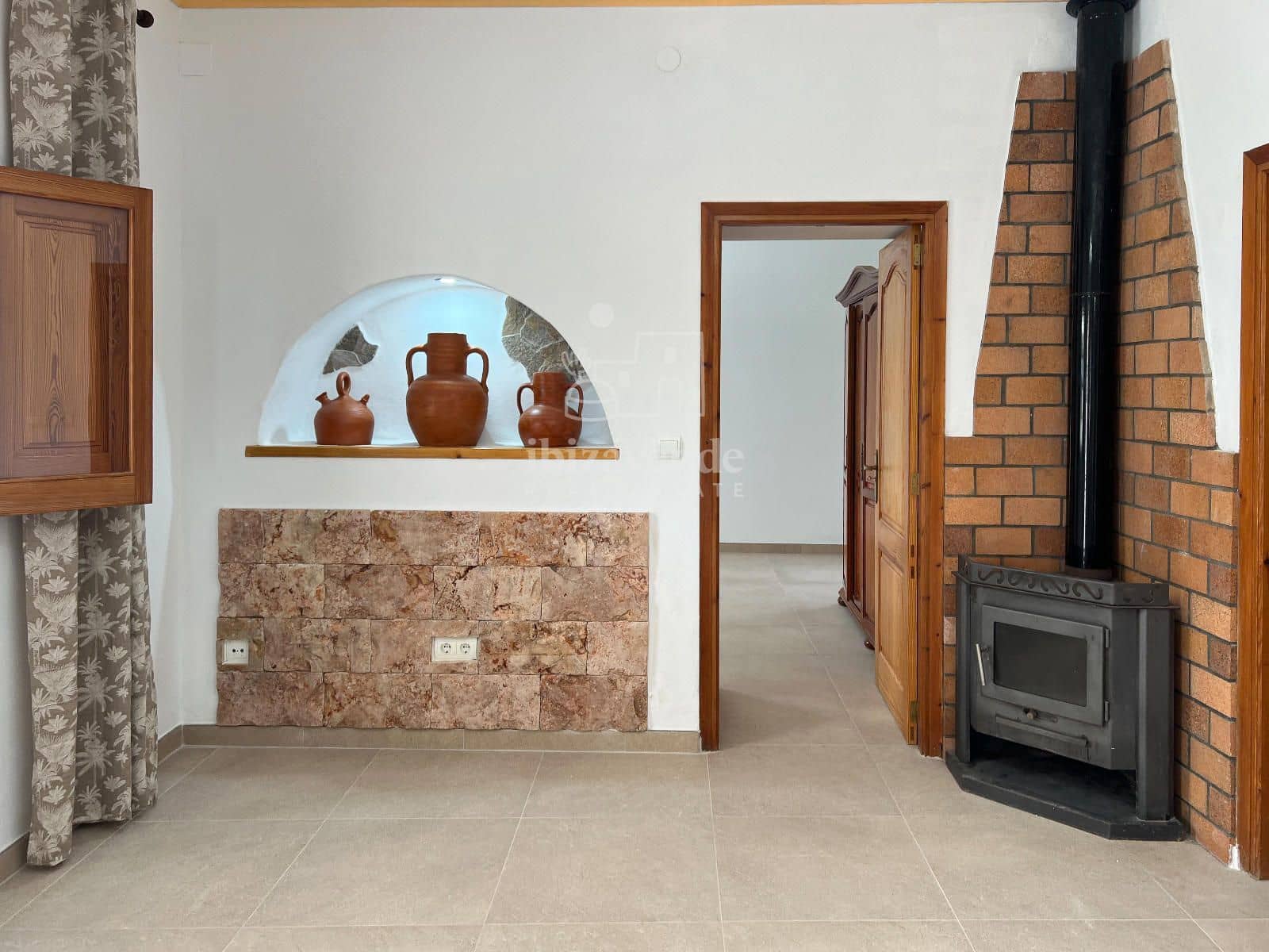 3 soveværelse Villa til leje i Santa Eulalia / Santa Eularia med garage - € 2.700 (Ref: 9041519)