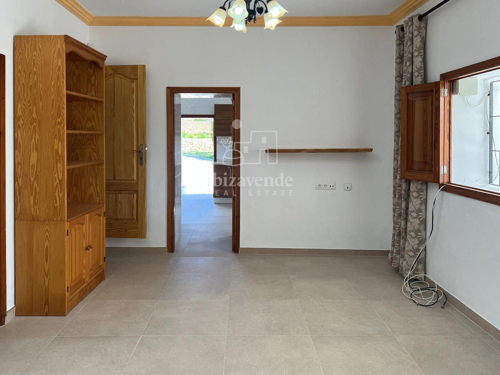 3 soveværelse Villa til leje i Santa Eulalia / Santa Eularia med garage - € 2.700 (Ref: 9041519)