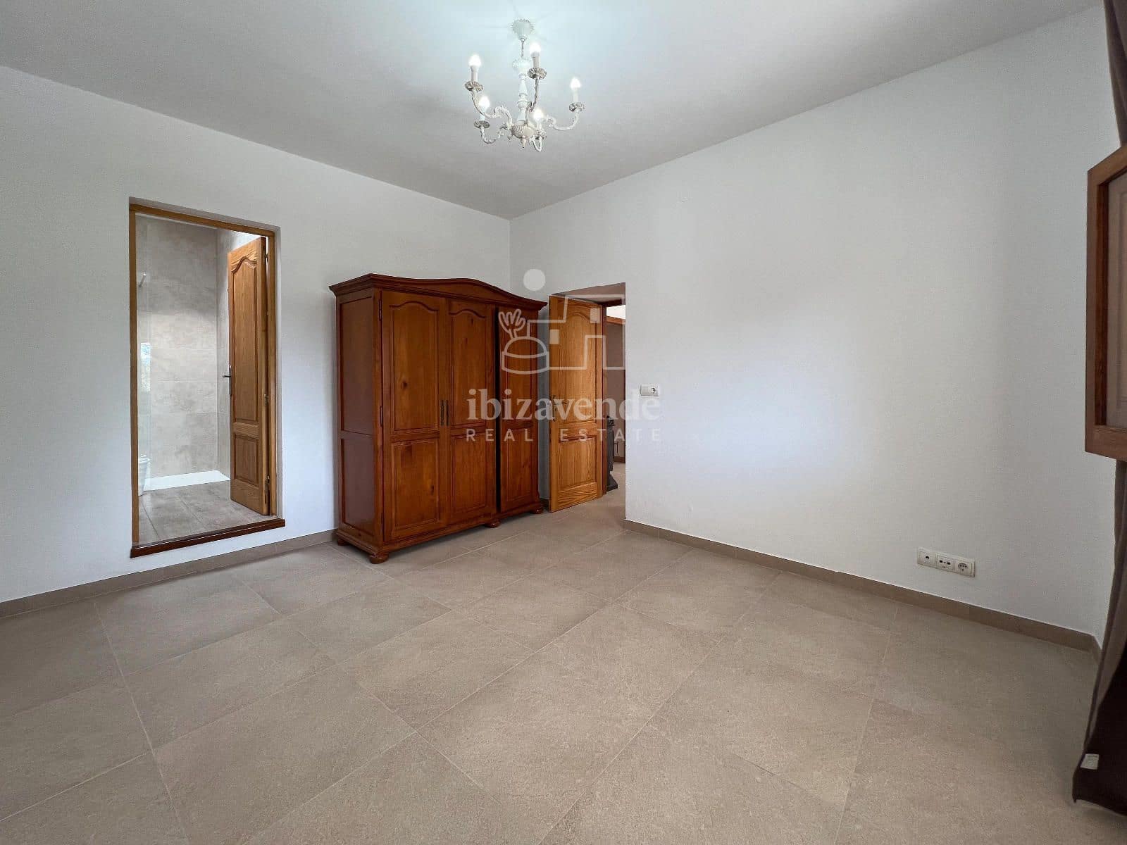 3 soveværelse Villa til leje i Santa Eulalia / Santa Eularia med garage - € 2.700 (Ref: 9041519)