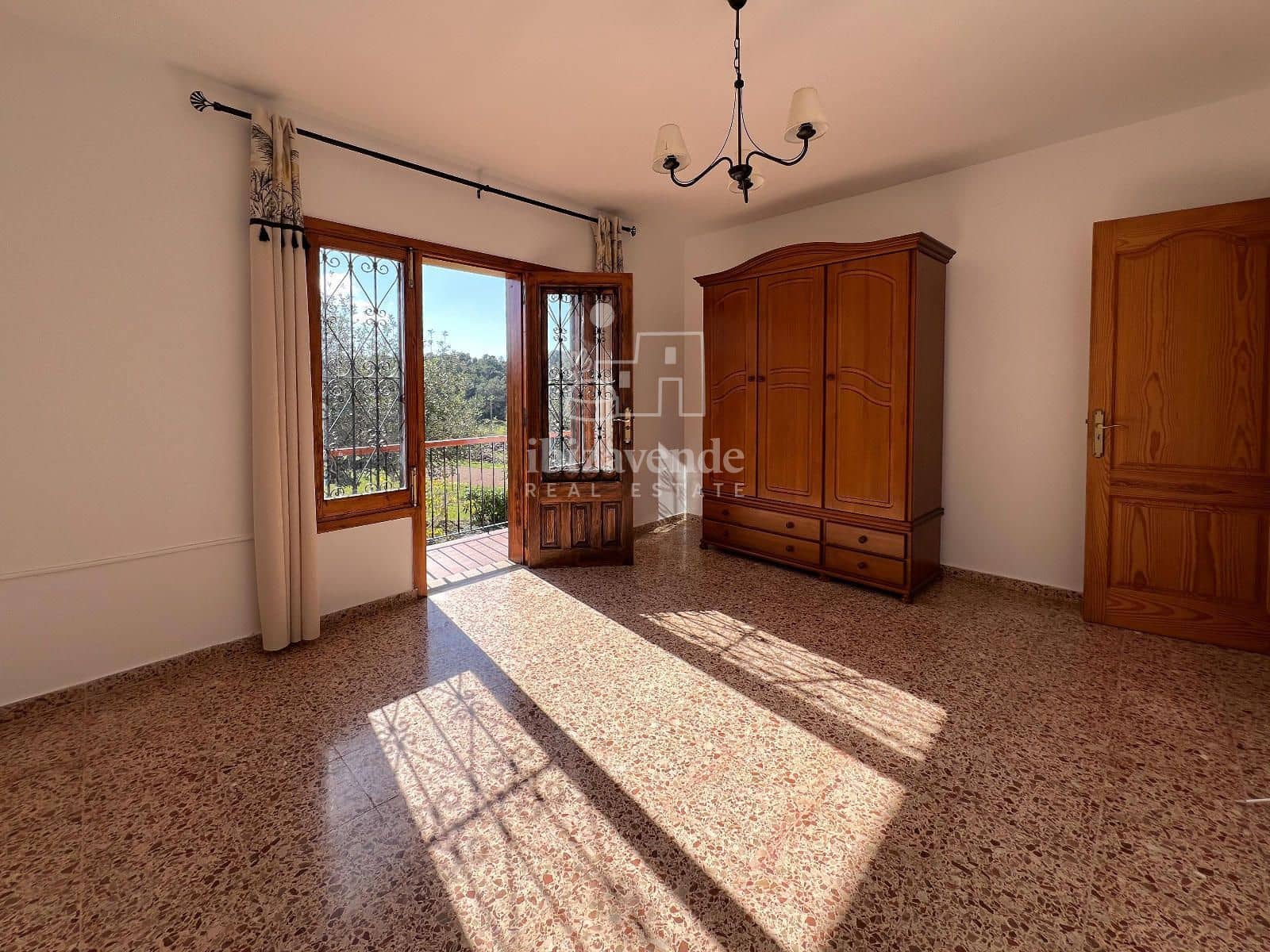 3 soveværelse Villa til leje i Santa Eulalia / Santa Eularia med garage - € 2.700 (Ref: 9041519)