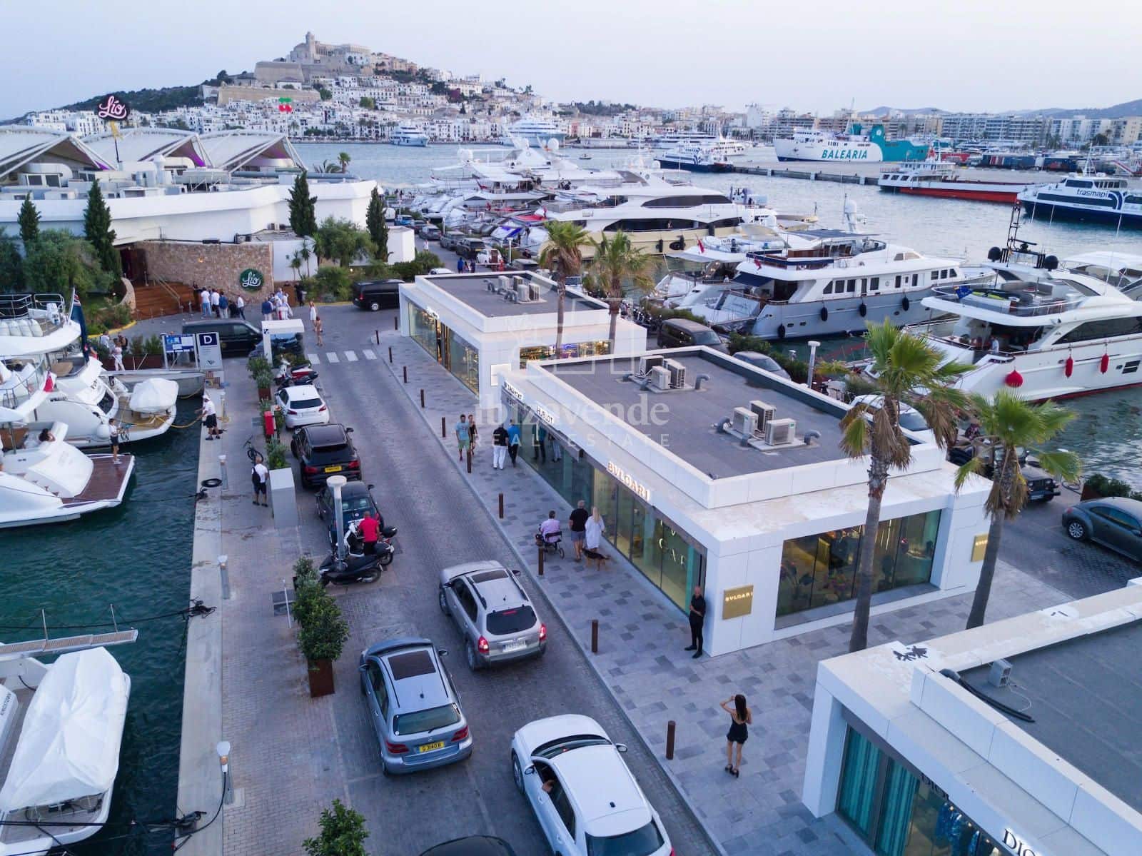 2 soverom Leilighet til salgs i Ibiza by med svømmebasseng garasje - € 1 250 000 (Ref: 9041524)