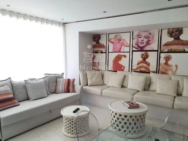 2 soverom Leilighet til salgs i Ibiza by med svømmebasseng garasje - € 1 250 000 (Ref: 9041524)