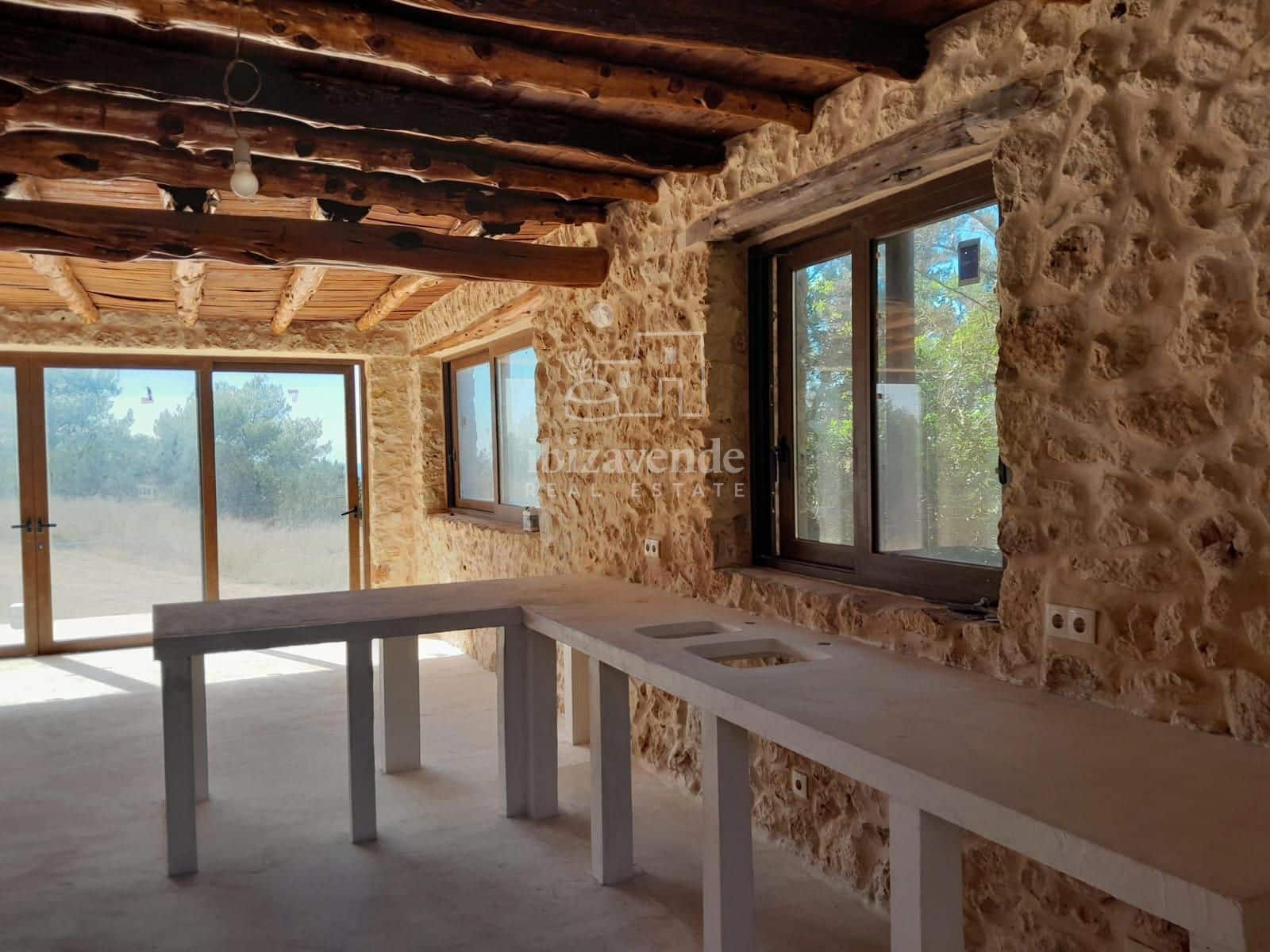 10 bedroom Villa for sale in San Jose / Sant Josep de Sa Talaia with pool garage - € 7,500,000 (Ref: 9041527)