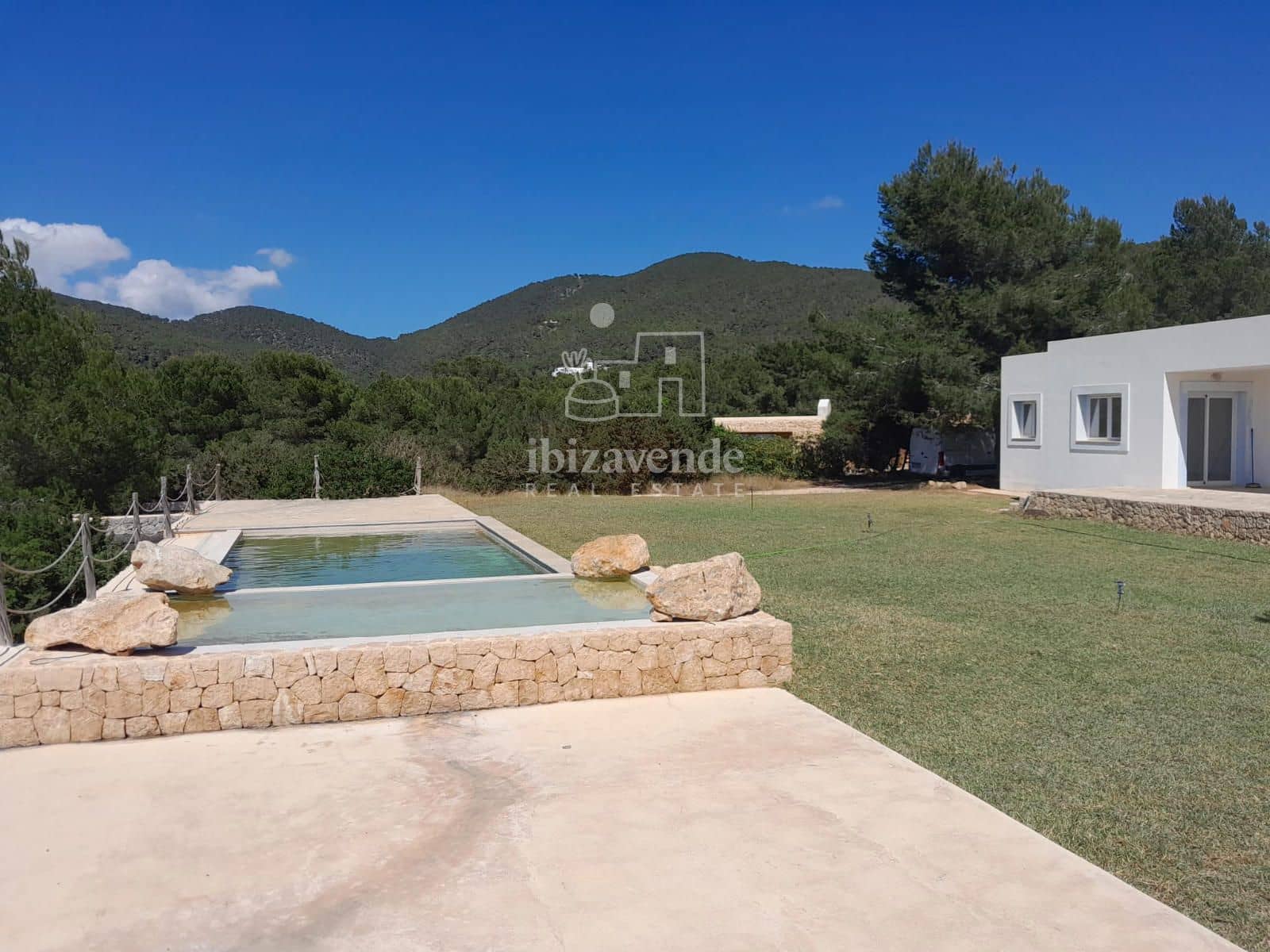 10 bedroom Villa for sale in San Jose / Sant Josep de Sa Talaia with pool garage - € 7,500,000 (Ref: 9041527)