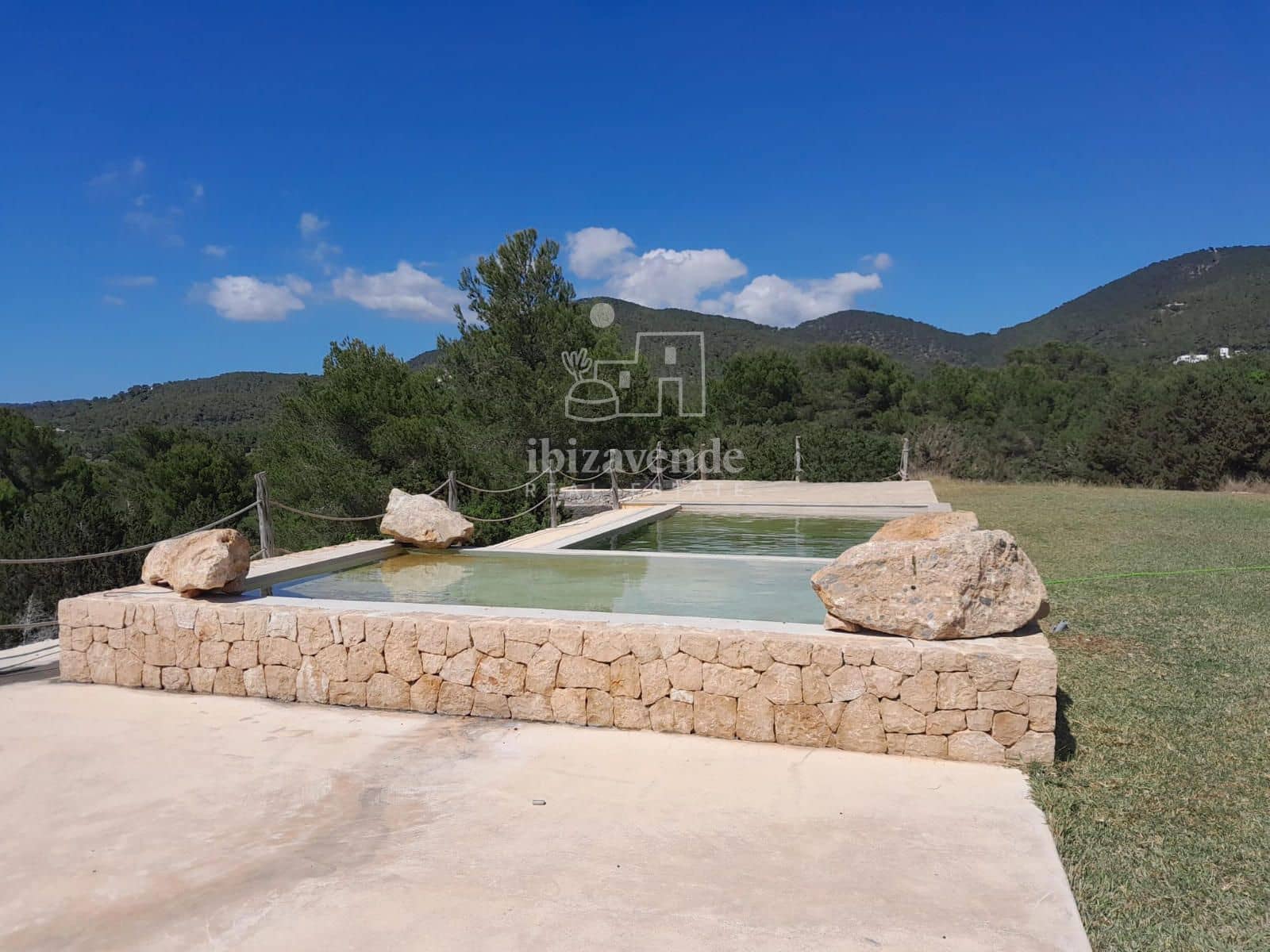 10 bedroom Villa for sale in San Jose / Sant Josep de Sa Talaia with pool garage - € 7,500,000 (Ref: 9041527)