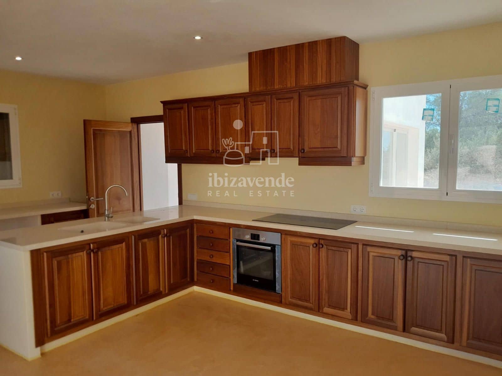 10 bedroom Villa for sale in San Jose / Sant Josep de Sa Talaia with pool garage - € 7,500,000 (Ref: 9041527)