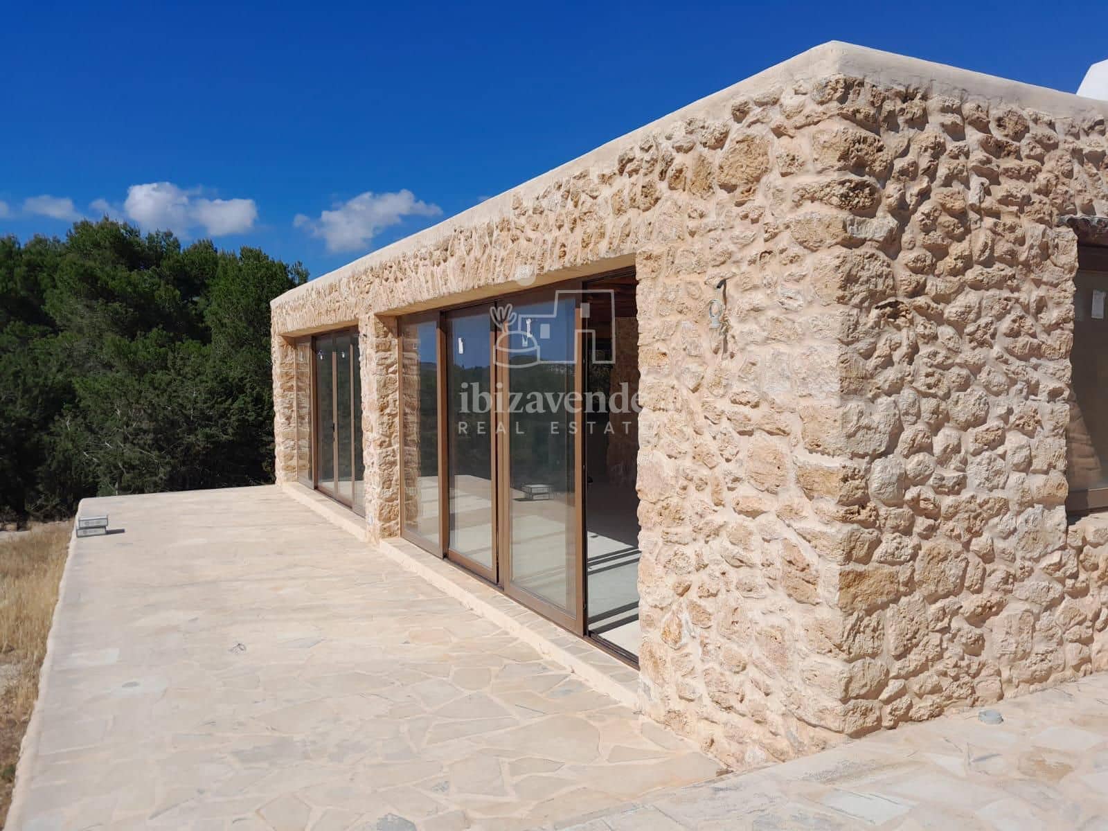 10 bedroom Villa for sale in San Jose / Sant Josep de Sa Talaia with pool garage - € 7,500,000 (Ref: 9041527)