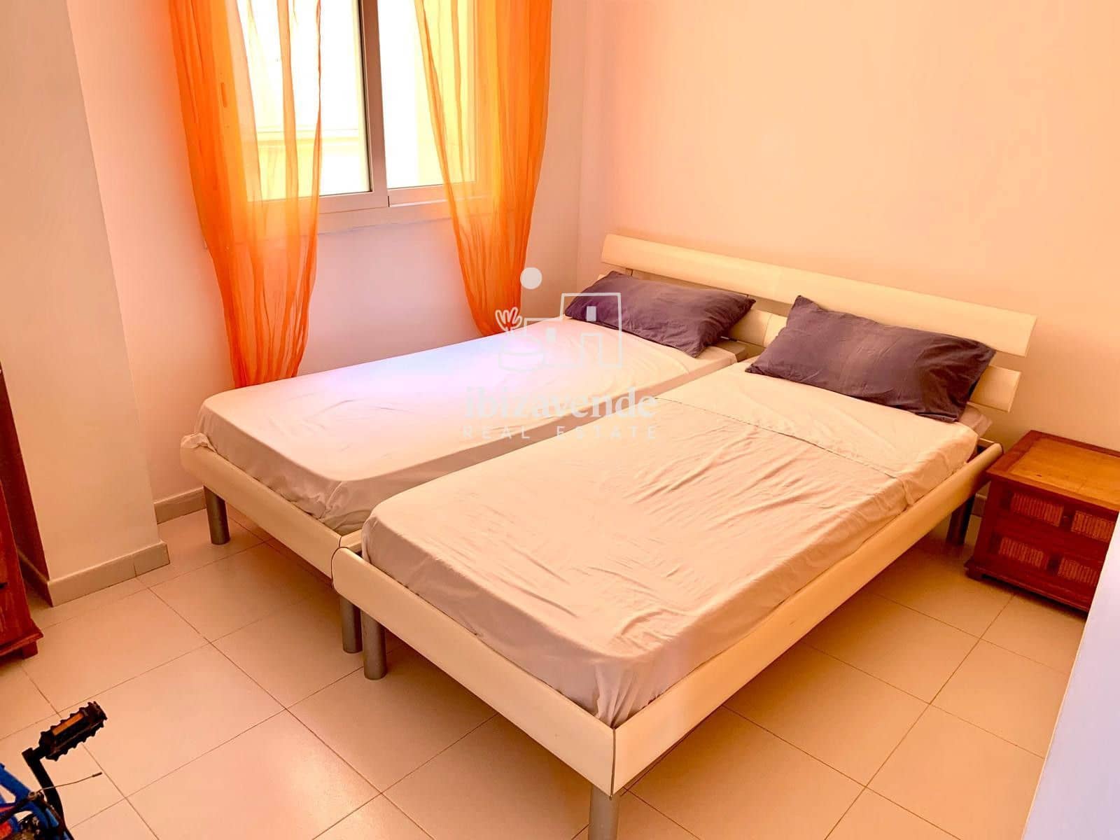 3 slaapkamer Flat te huur in Ibiza dorp met zwembad - € 2.500 (Ref: 9041528)