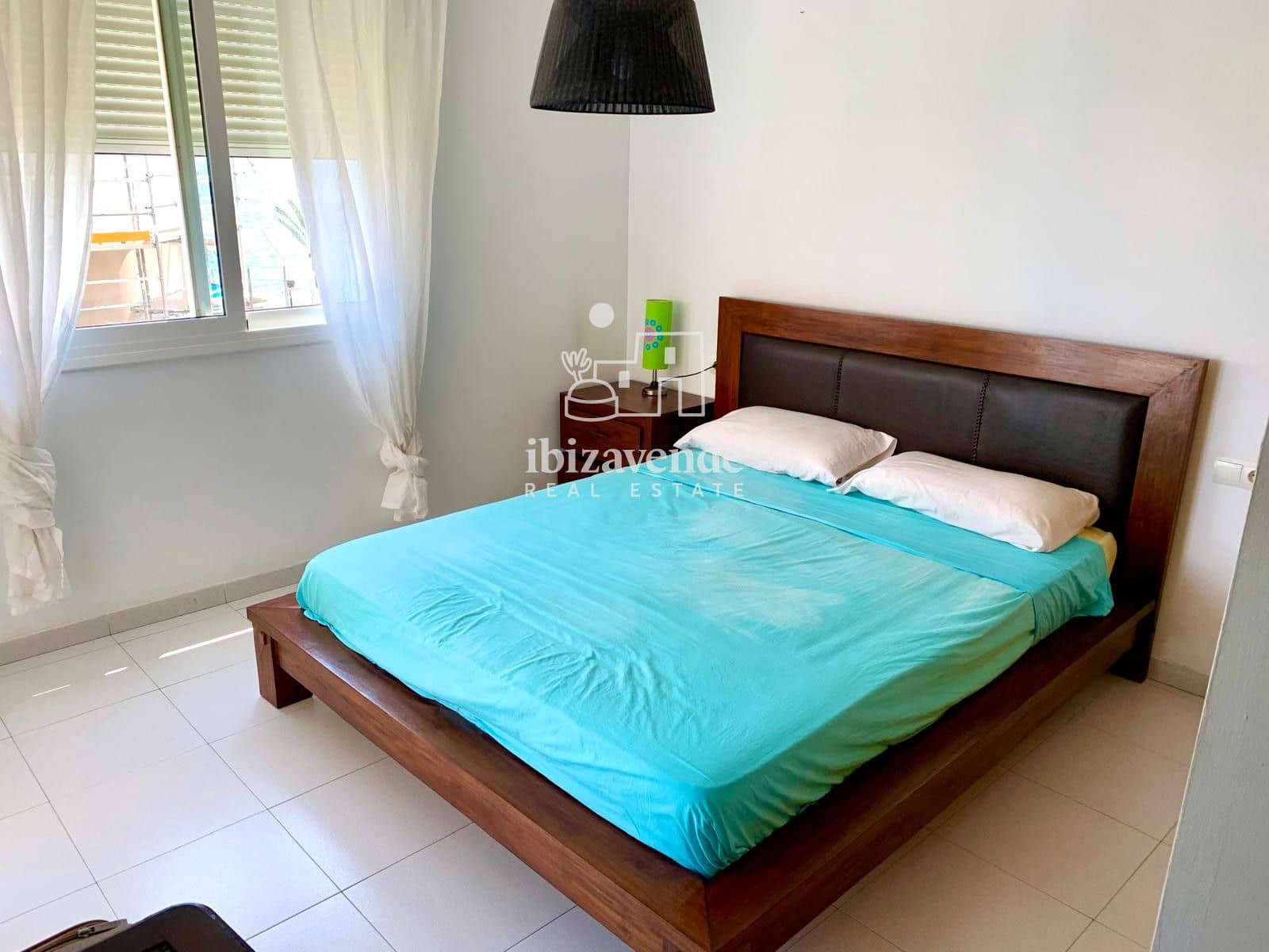 3 slaapkamer Flat te huur in Ibiza dorp met zwembad - € 2.500 (Ref: 9041528)