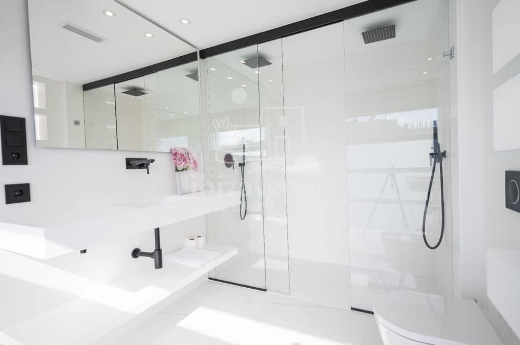 3 soverom Penthouse til salgs i Illa Plana med svømmebasseng garasje - € 1 760 000 (Ref: 9041530)