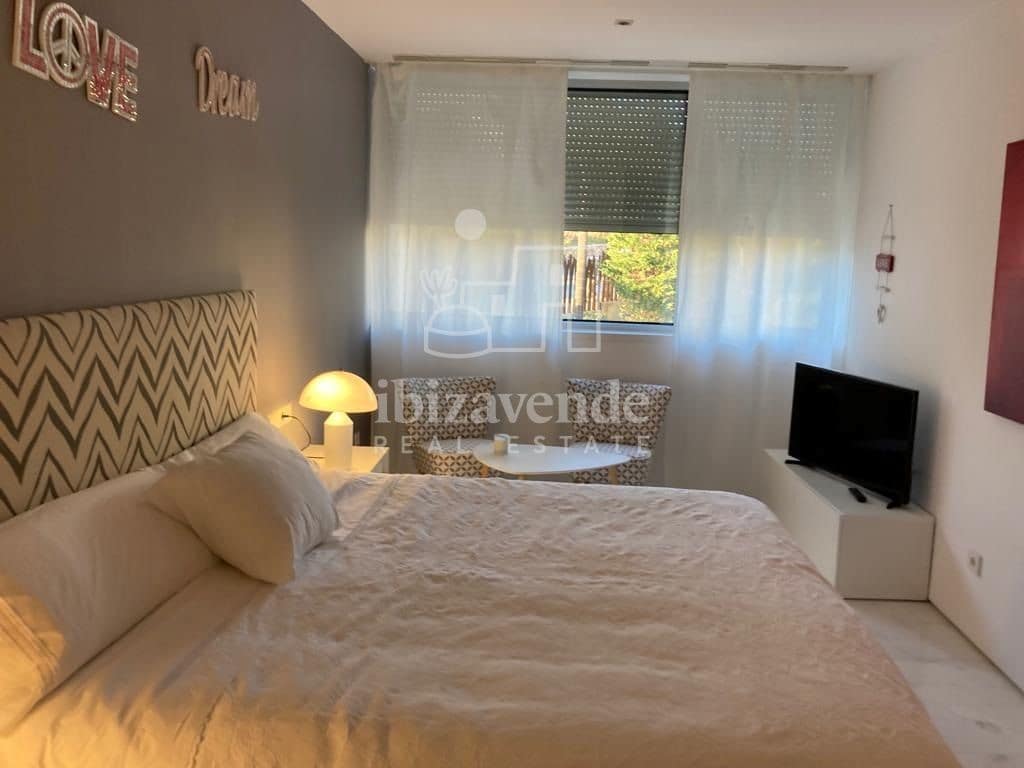 4 soveværelse Lejlighed til salg i Santa Eulalia / Santa Eularia med swimmingpool garage - € 3.500.000 (Ref: 9041532)