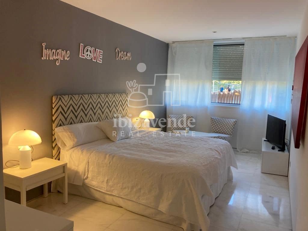 4 soveværelse Lejlighed til salg i Santa Eulalia / Santa Eularia med swimmingpool garage - € 3.500.000 (Ref: 9041532)