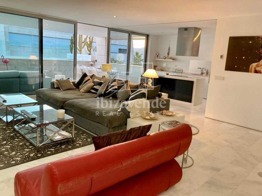 4 soveværelse Lejlighed til salg i Santa Eulalia / Santa Eularia med swimmingpool garage - € 3.500.000 (Ref: 9041532)