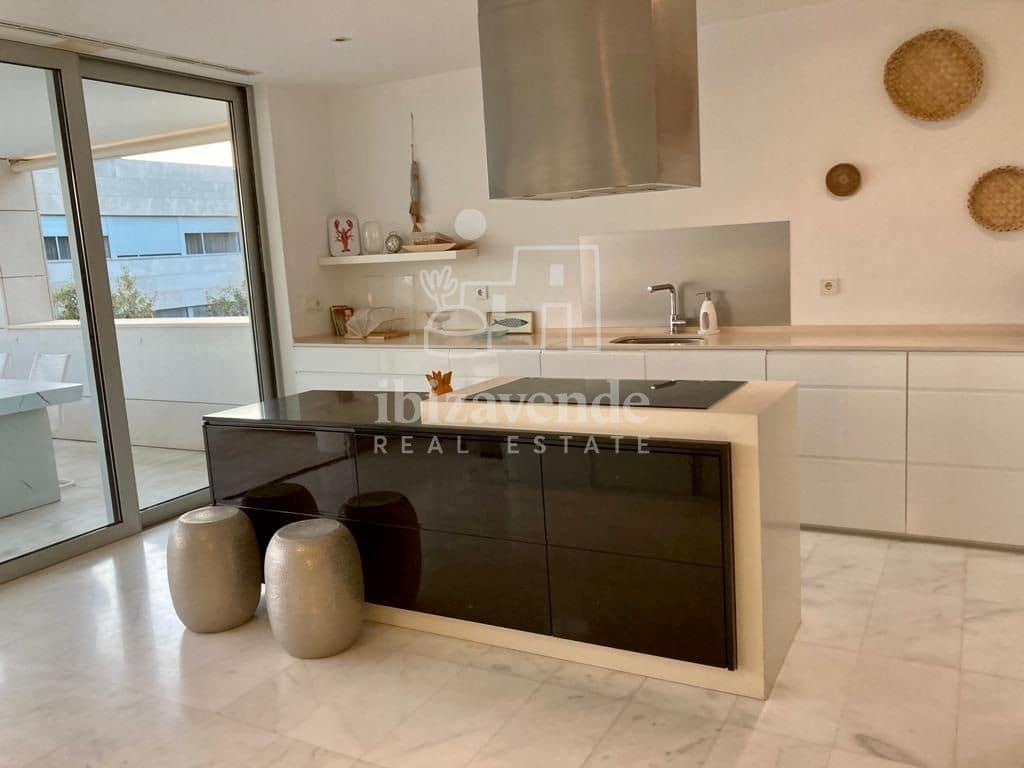 4 soveværelse Lejlighed til salg i Santa Eulalia / Santa Eularia med swimmingpool garage - € 3.500.000 (Ref: 9041532)