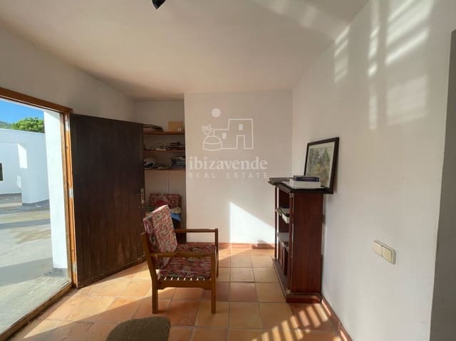 4 bedroom Villa for rent in Santa Inés / Santa Agnès de Corona, Sant Antoni de Portmany - € 6,000 (Ref: 9041537)