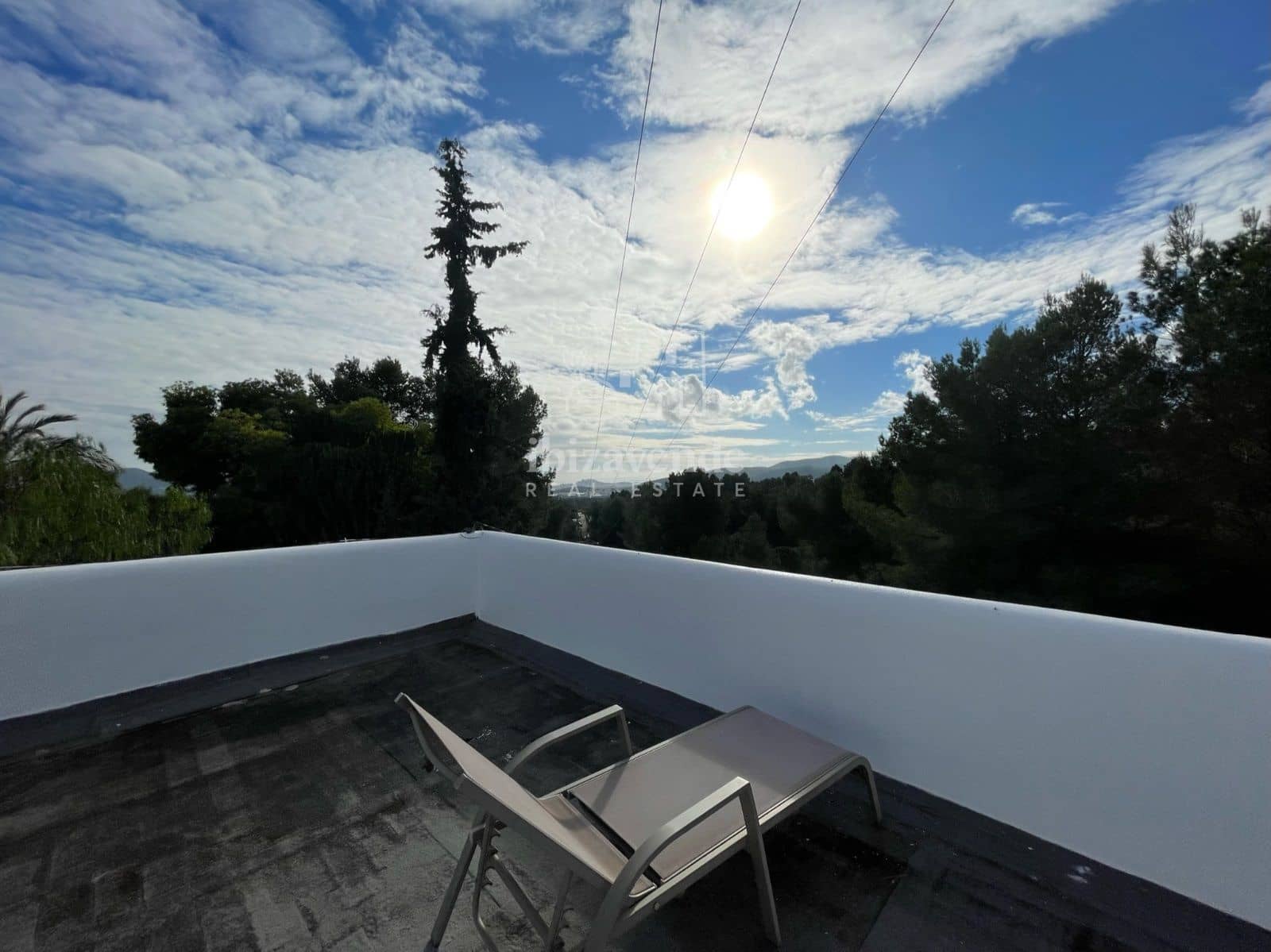 Villa/Maison de 4 chambres à louer à Santa Ines / Santa Agnes de Corona - 6 000 € (Ref: 9041537)