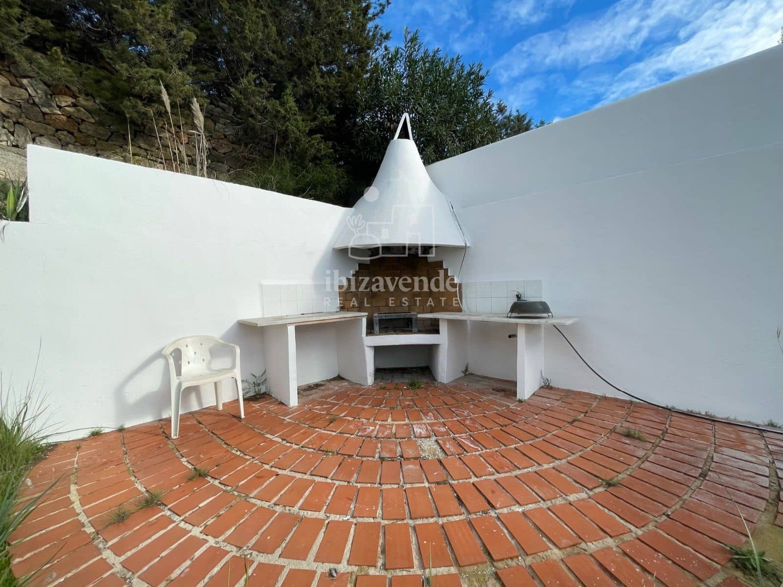 Villa/Maison de 4 chambres à louer à Santa Ines / Santa Agnes de Corona - 6 000 € (Ref: 9041537)