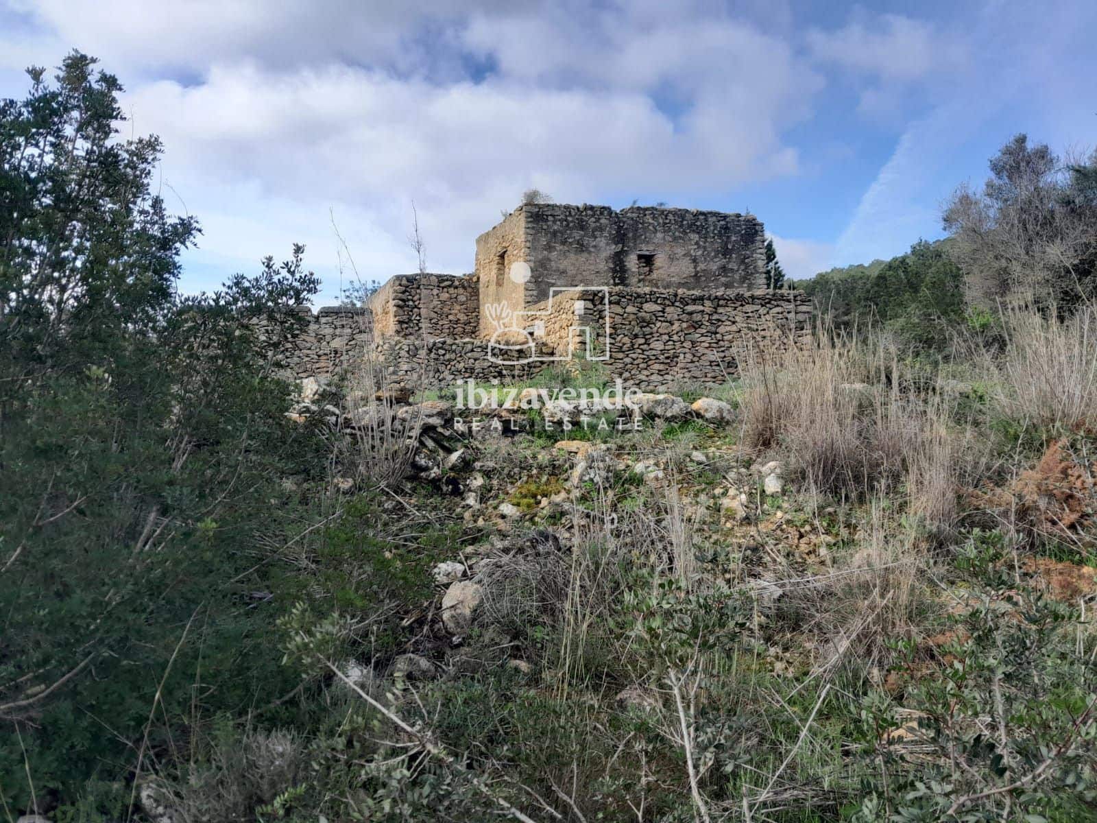 4 bedroom Villa for sale in Santa Ines / Santa Agnes de Corona - € 3,200,000 (Ref: 9041542)