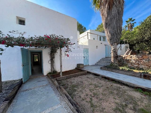 5 bedroom Villa for sale in Puig de'n Valls, Santa Eulalia / Santa Eularia with pool garage - € 2,650,000 (Ref: 9041543)